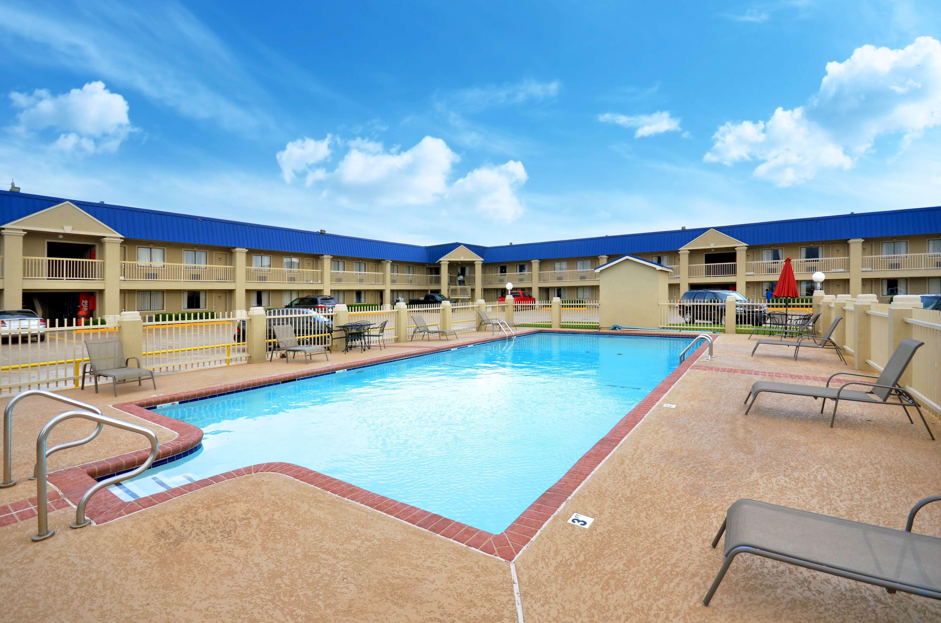 Best Western Inn Of Mcalester Εξωτερικό φωτογραφία