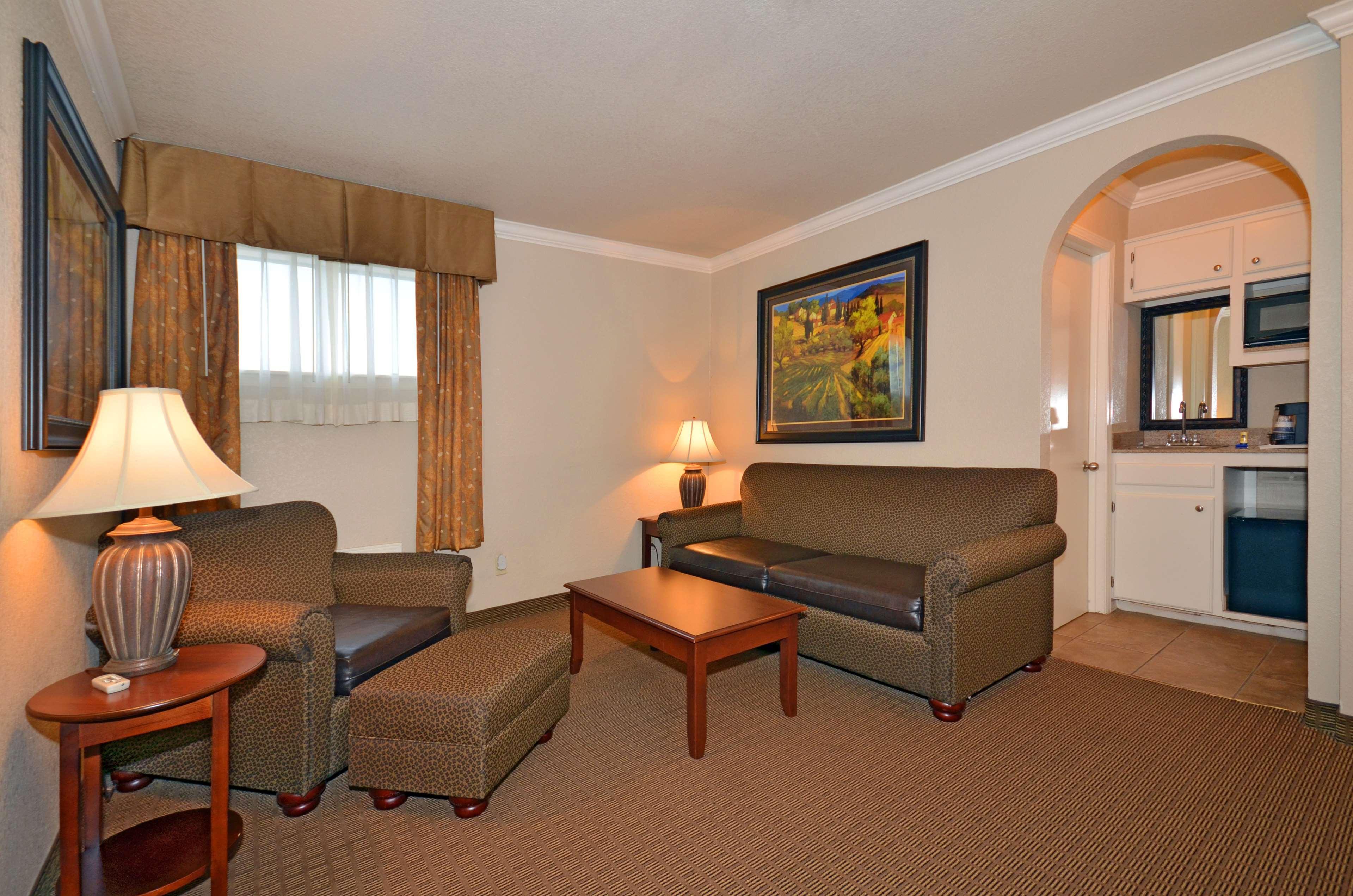 Best Western Inn Of Mcalester Εξωτερικό φωτογραφία
